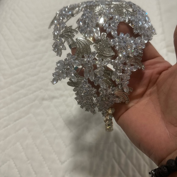 Tiara - Picture 4 of 6